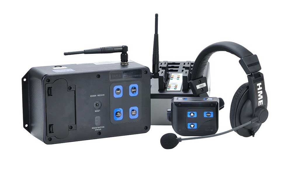 Аренда интеркома Clear-Com HME DX100 system with HME MB100 base station, HME BP200 beltpack, HME HS15 headset, HME AC40A battery charger, HME BAT41 battery